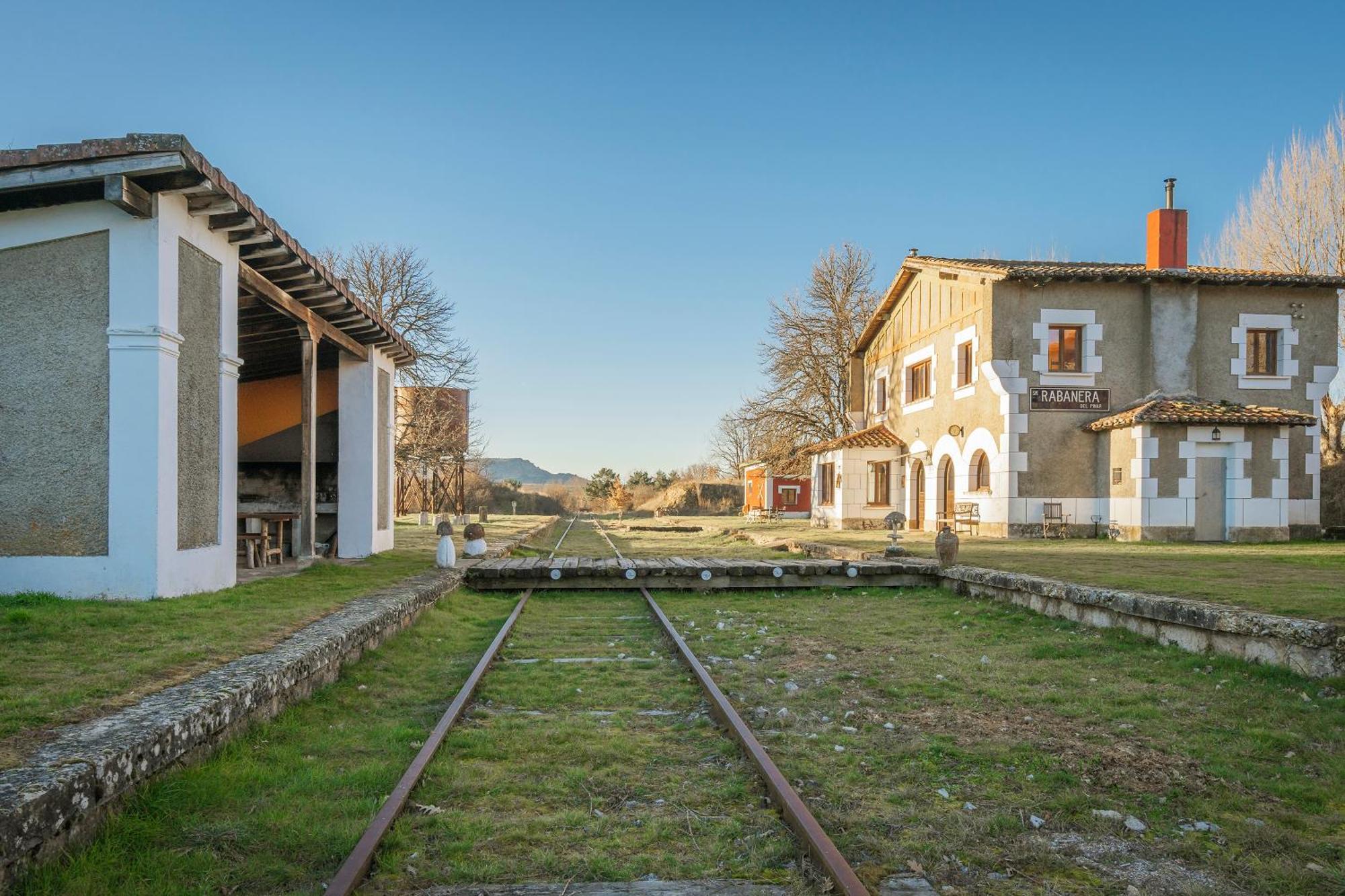 La Estacion De Rabanera Casa de hóspedes Rabanera del Pinar Exterior foto